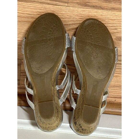 Mootsie Tootsies Collection Silver High Heel Strappy Stretch Shoes Size 8 M - Picture 2 of 4